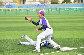 大谷翔平在 2024 年常规赛最后一战获颁“汉克阿伦奖”，表彰其赛季最强进攻表现