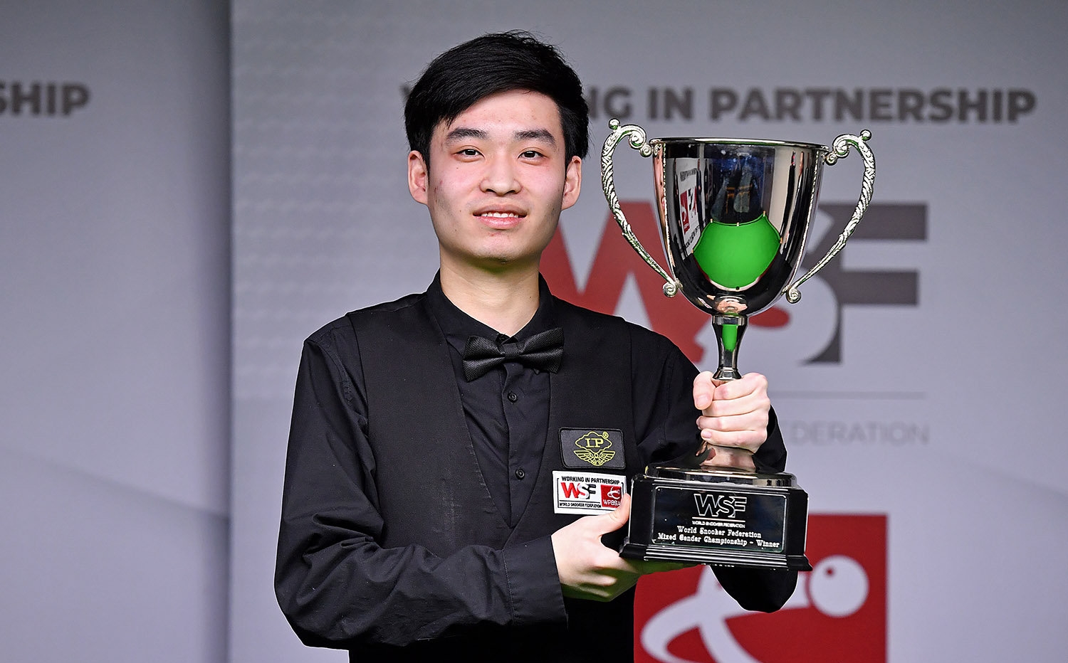 1锁定胜局 1锁定胜局