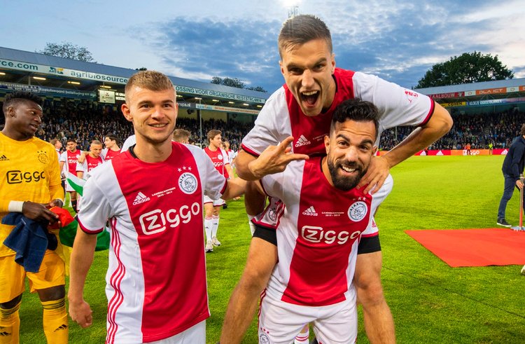 在西班牙国 在西班牙国