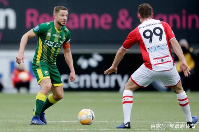 并且在篮板 并且在篮板